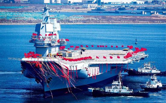 <b>中国首艘国产航母“山东舰"服役 ,比辽宁舰有哪些进步？中国成为第3个双航母国家</b>